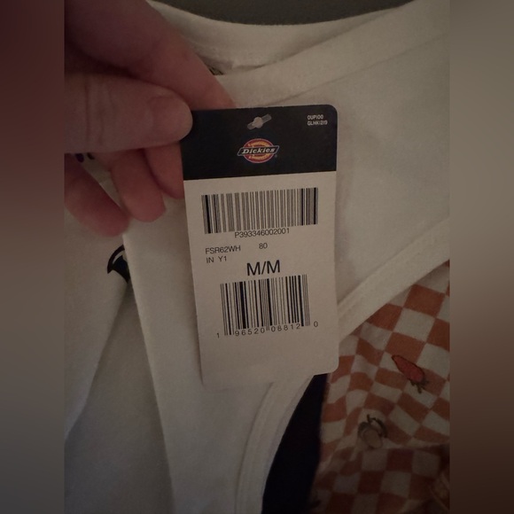 NWT Dickies Graphic Cropped Tank Top Size Medium - Picture 6 of 6